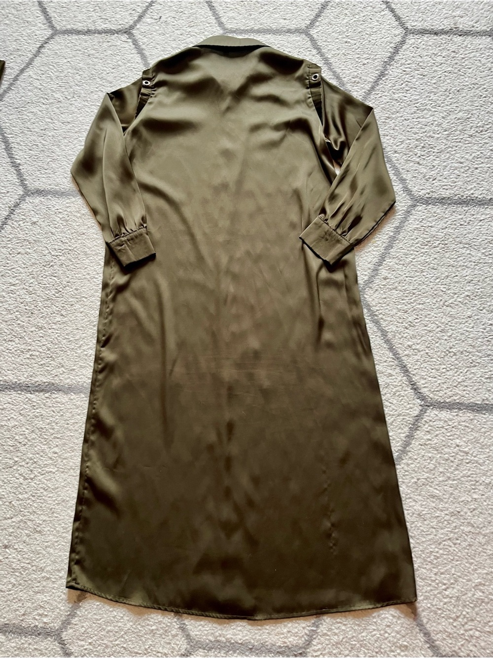 LIKE NEW Olive Green Long Sleeve Wrap Shirt Dress - Picture 4 of 4